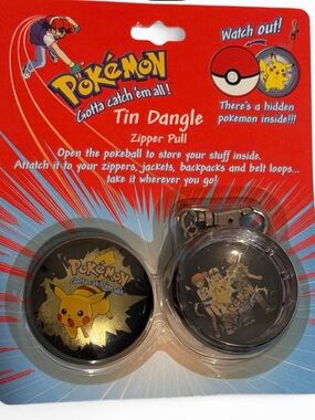 Vintage Pikachu Pokemon Tin Dangle Metal Keychain 1999, ORIGINAL PACKAGING.